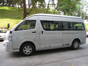 28 Seater Deluxe